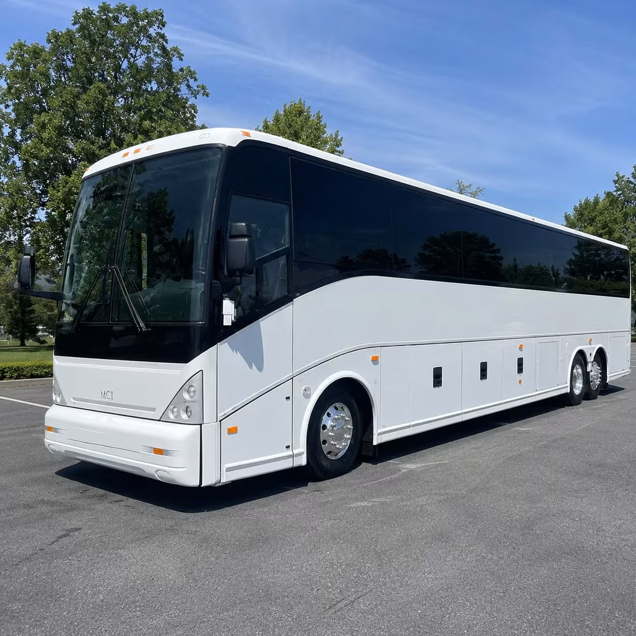bus rental options for redwood city trips