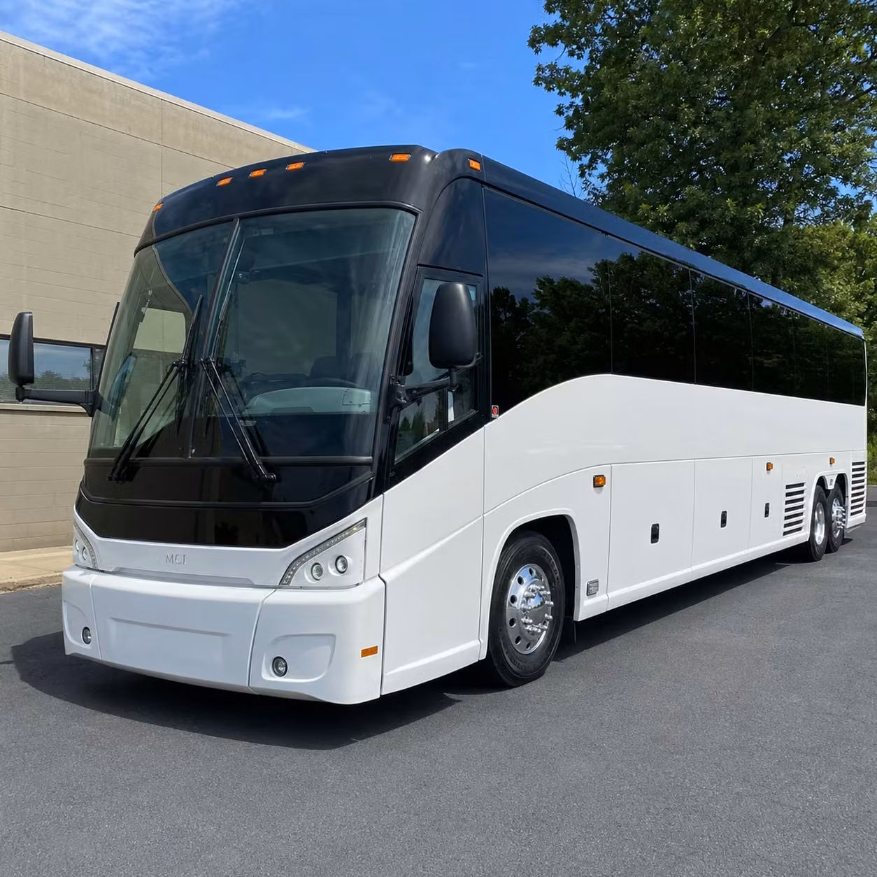 charterbusrentalredwoodcityca com makes finding long distance wedding and event transportation from redwood city simple