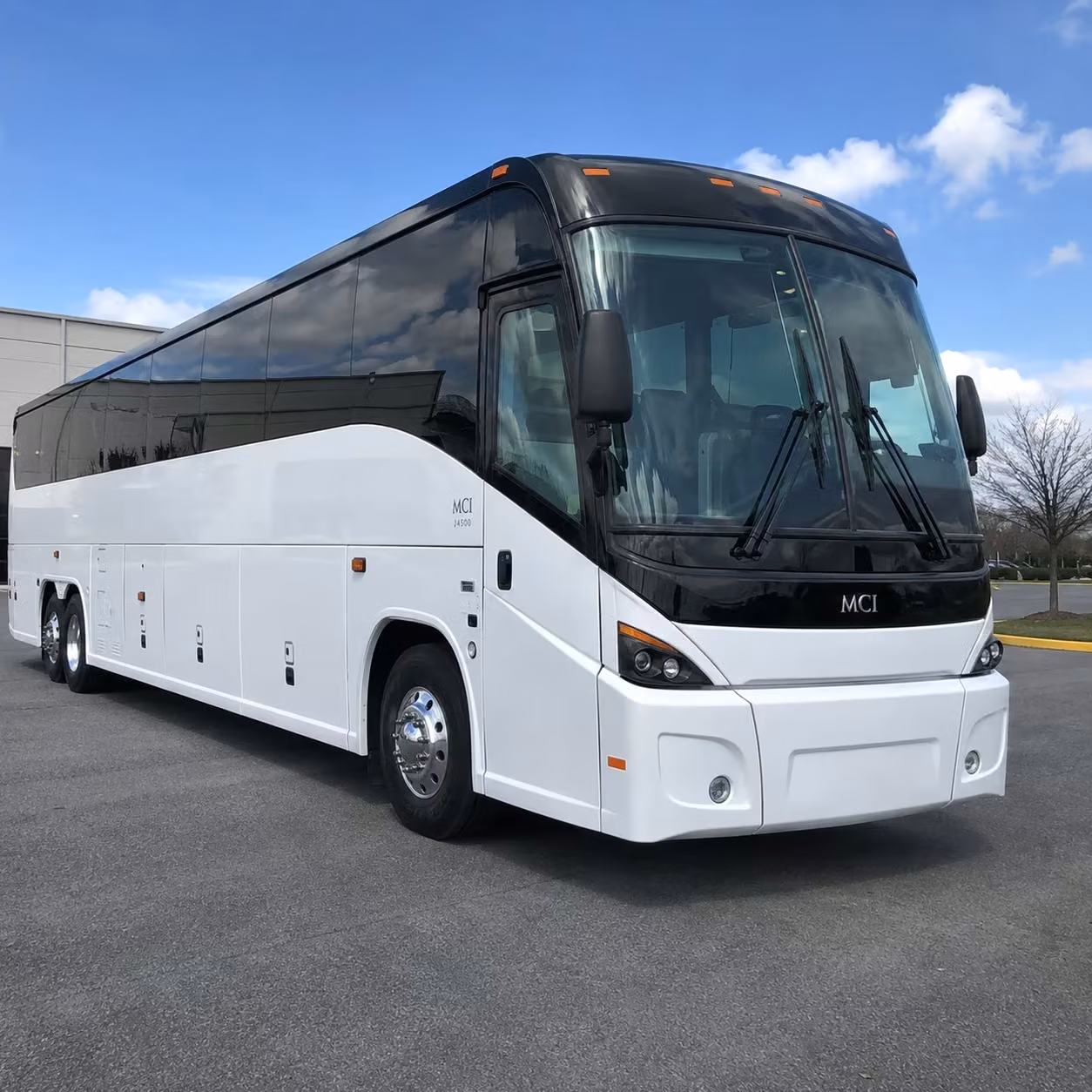 choosing the right bus size for your redwood city airport transfer