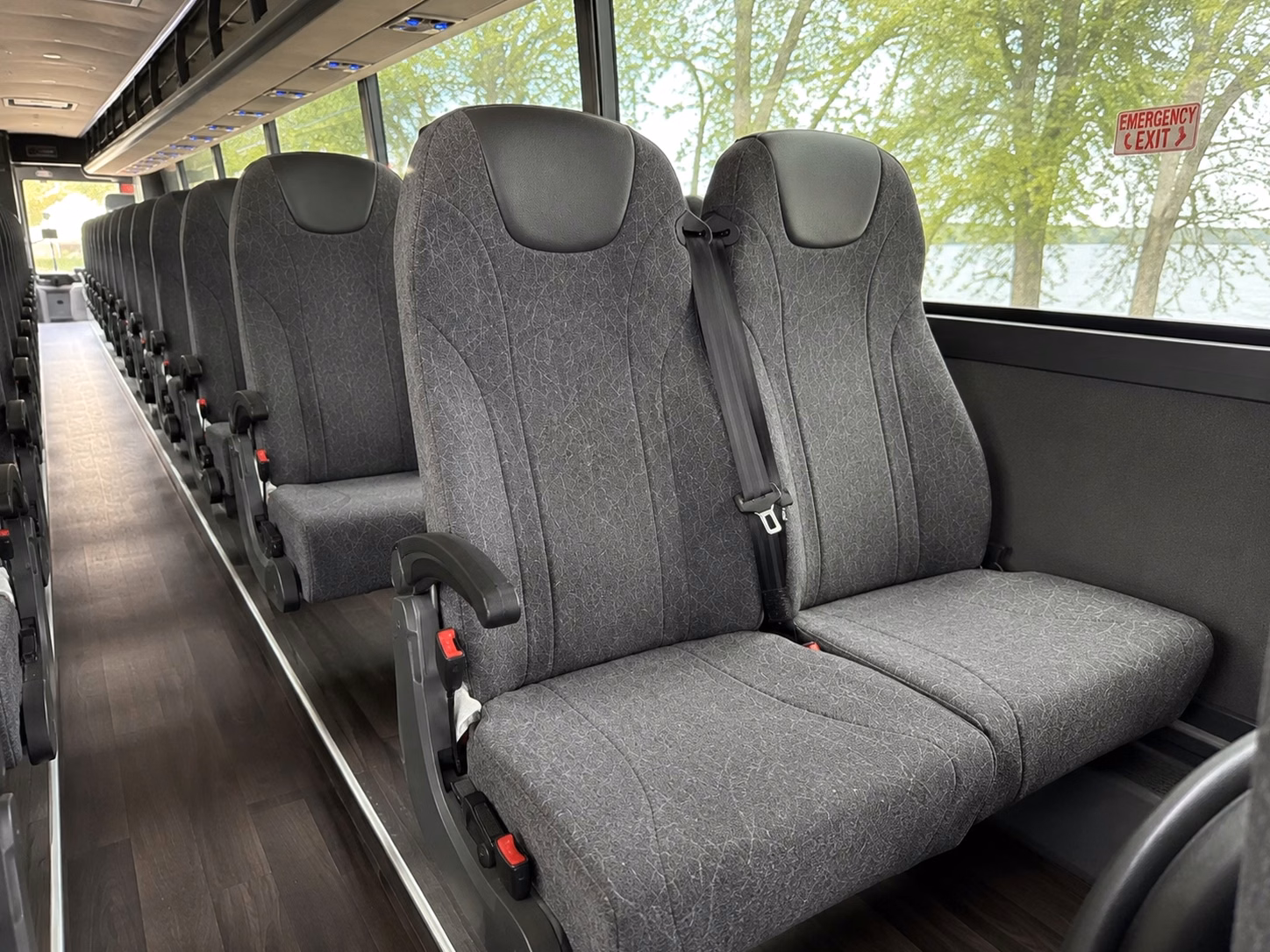 does the day of the week change what a bus costs in redwood city california