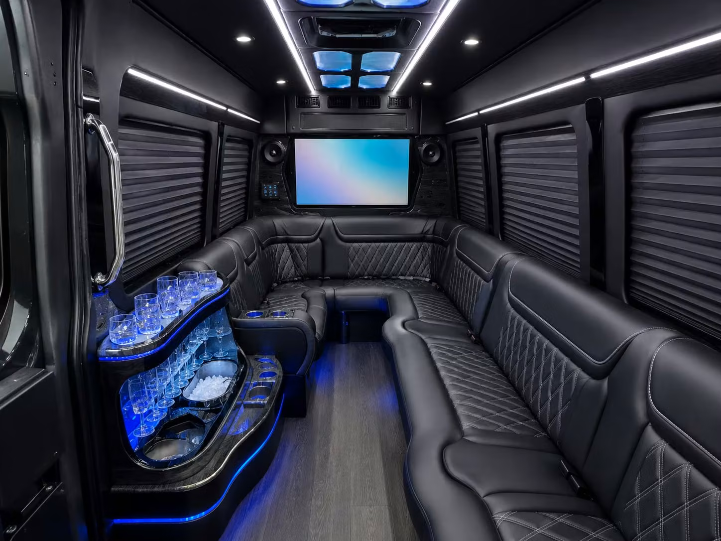 winery tour and corporate outing transportation in the peninsula region